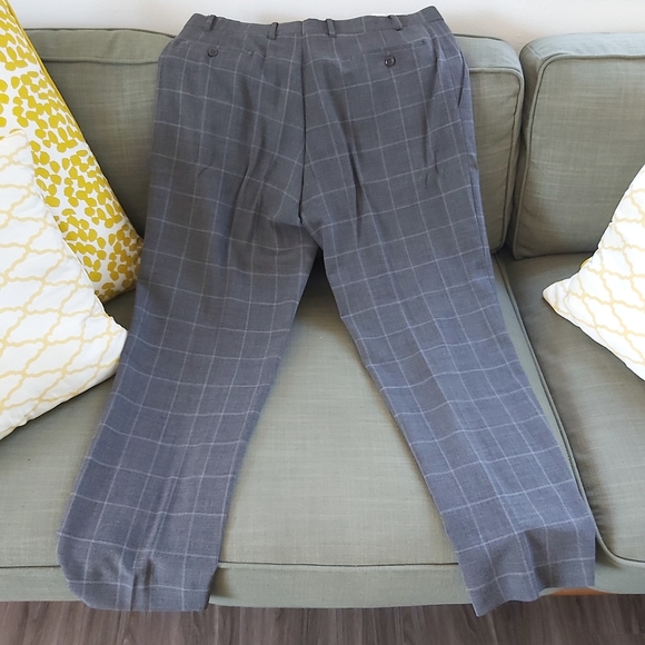 Giorgio Armani / Suit 100% Wool Plai, Sz 44R - Picture 3 of 12